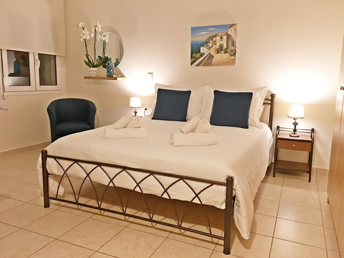Koumpe Blue Sea View Apartment Rethymno Exterior foto